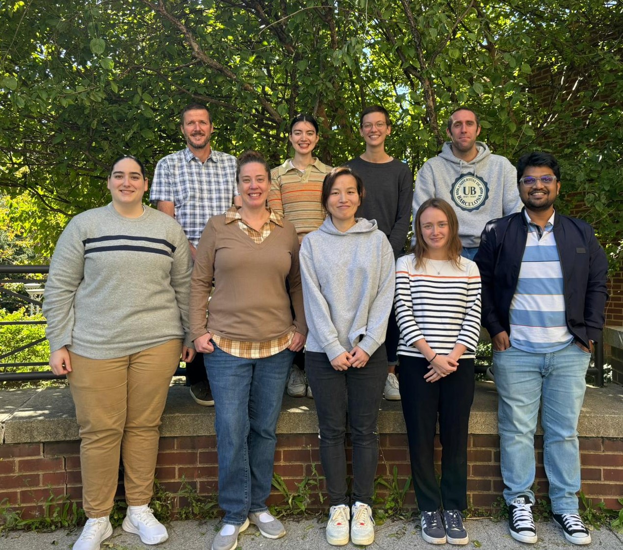 Group photo of Machner lab.